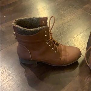 Women’s boots